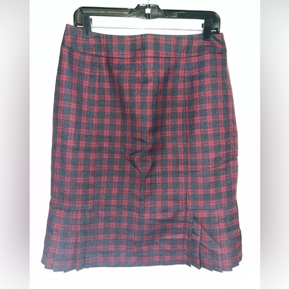 Brooks Brothers 346 Blue and Red Plaid Pleated Bottom Skirt Sz 10